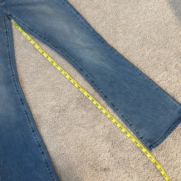 Point Sur Flare Jeans by J.Crew | Flare Leg | Size 26 | Medium Wash - Picture 3 of 7